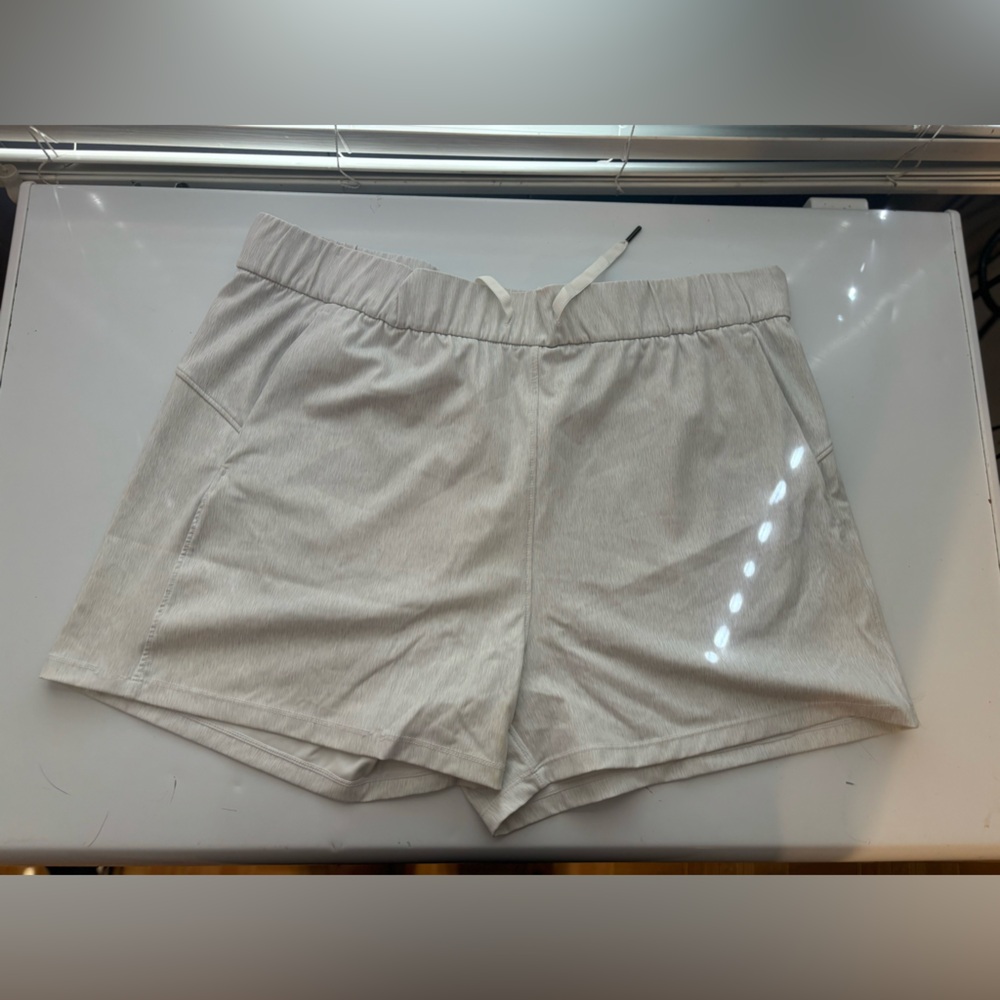 Women's White/gray Shorts